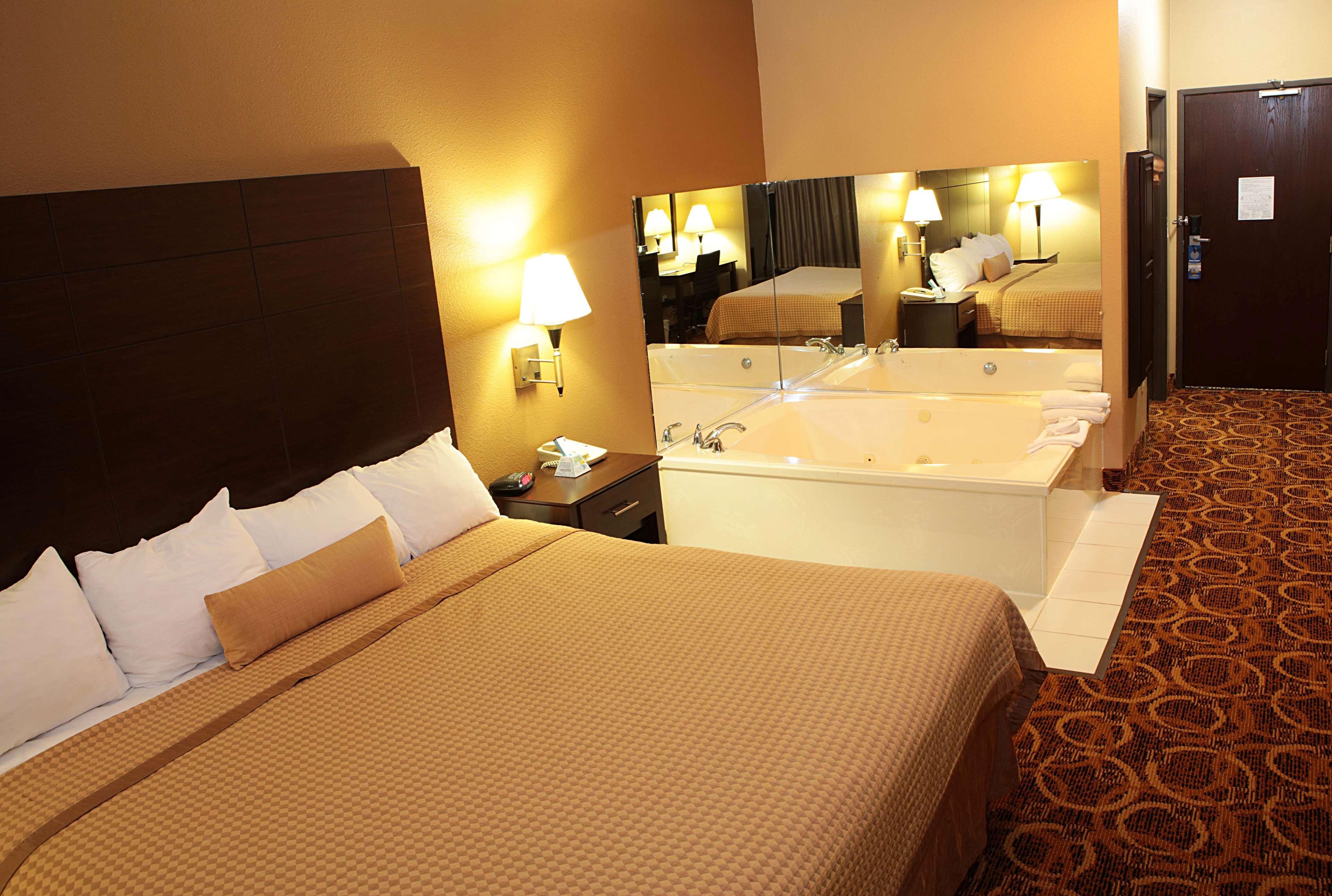 Best Western Northwest Inn Dallas Buitenkant foto